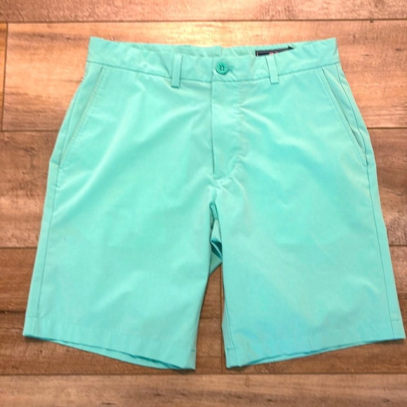 Vineyard Vines Other - Vineyard Vines breaker shorts, NWOT, size 30 9”inseam